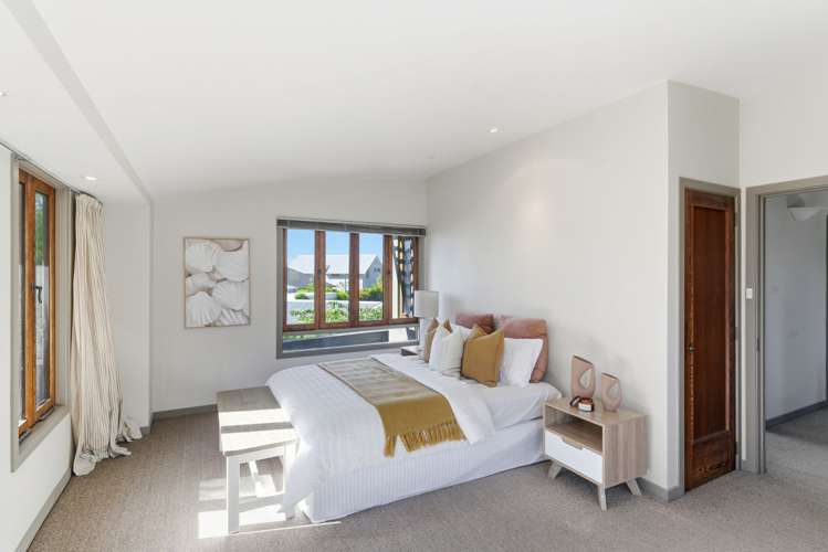 51a Colenso Street Sumner_15