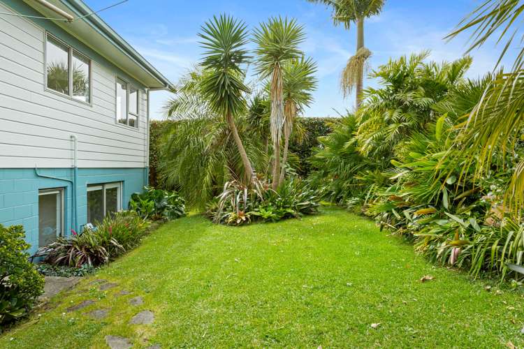 10 Shetland Street Glen Eden_20