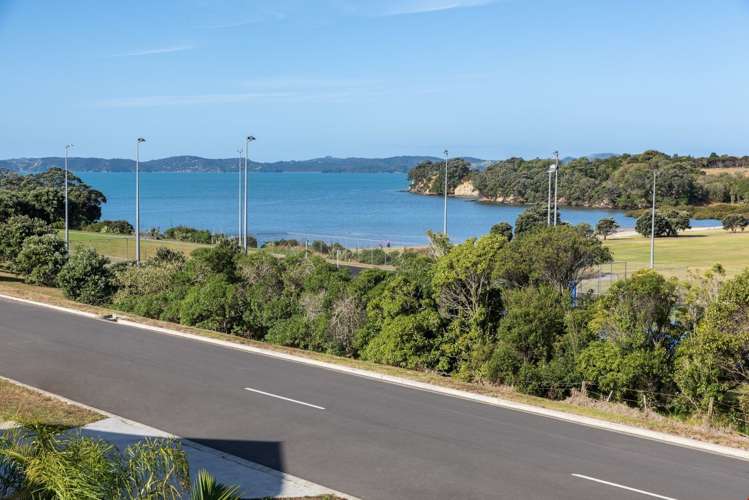 36 Weatherly Drive Beachlands_16