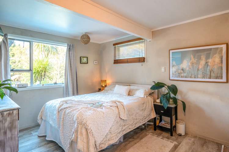 1 Ridge Road Oneroa_9