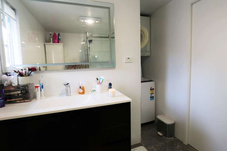 6/12 Normans Hill Road Onehunga_9