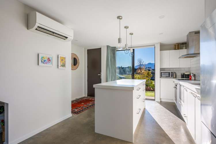 8 Glen Dene Crescent Wanaka_6