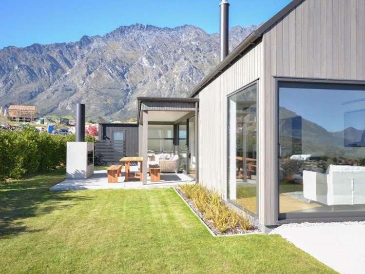 48 Falconer Rise Jacks Point_9