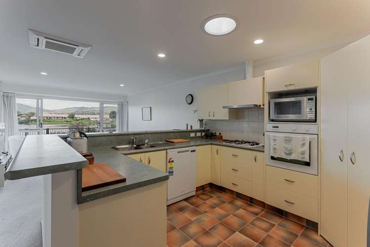63 Guildford Drive Paraparaumu_6