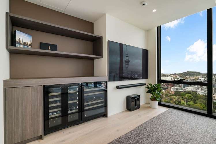 5203/10 Commerce Street City Centre_19