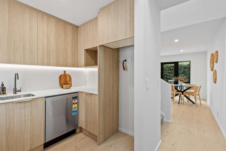 2/8 Mayfair Street Riccarton_12