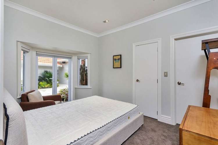 144 Paritai Drive Orakei_18
