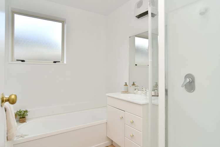 35e Larch Place Casebrook_13