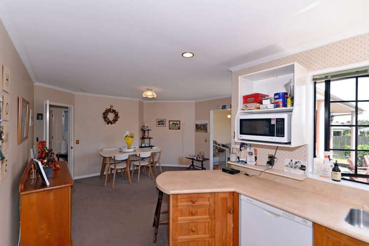 8 Aston Place Richmond_8