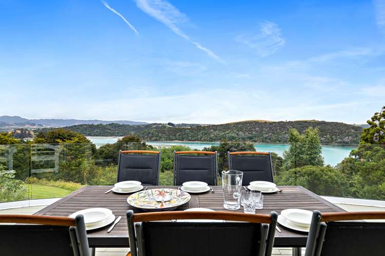 19 Puriri Place Sandspit_5