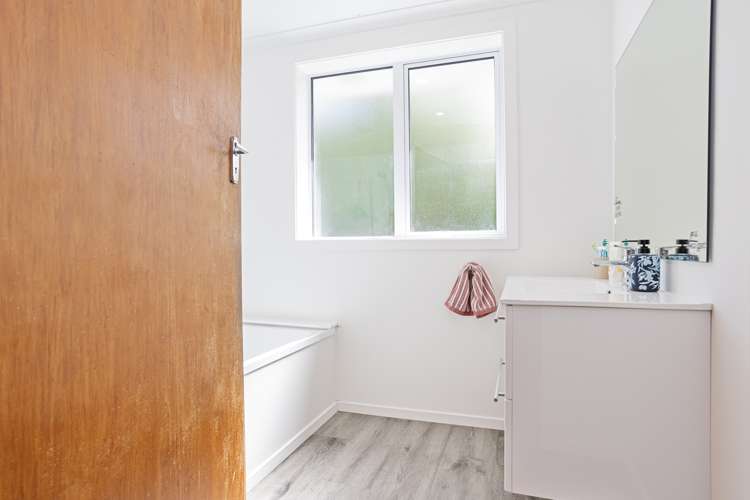 158 Bamborough Street Richmond_11