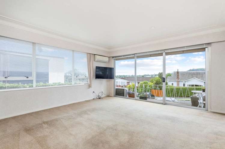 1/1 Rahiri Road Mount Eden_1