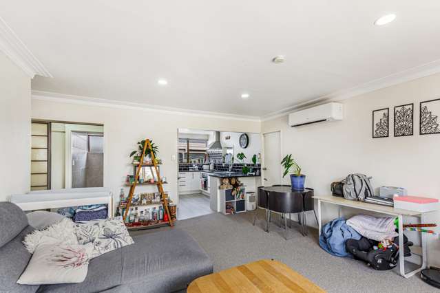 2/1 Akehurst Avenue New Lynn_4