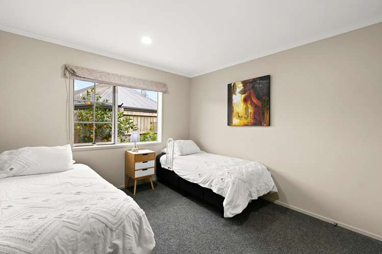 9 Roderick Place Rototuna_13