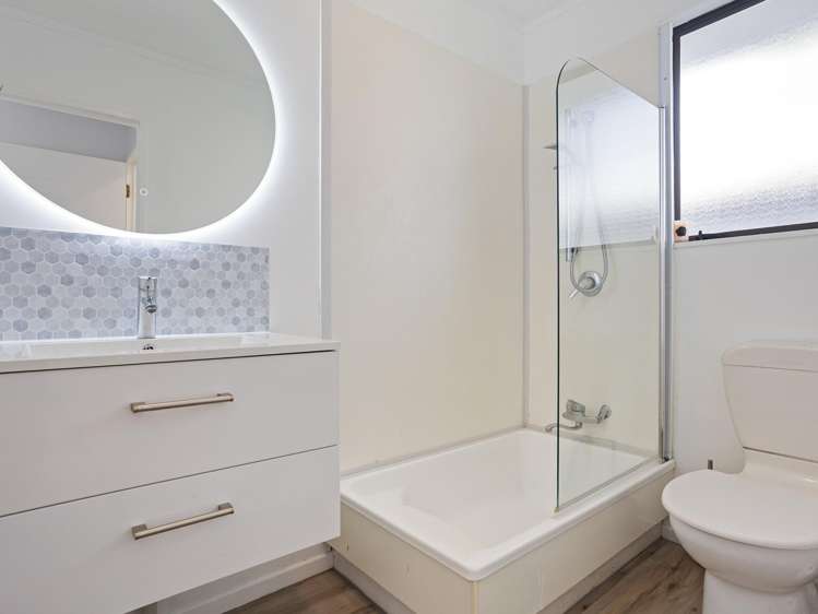 52B Lloyd Drive Nawton_10
