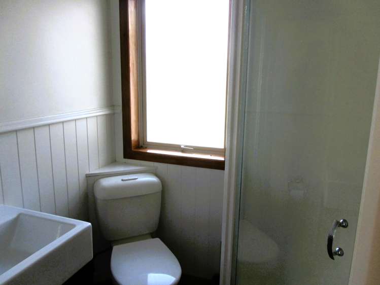 1983 Ohai Clifden Highway Otautau_13