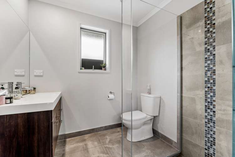 3 Boocock Crescent Orewa_11