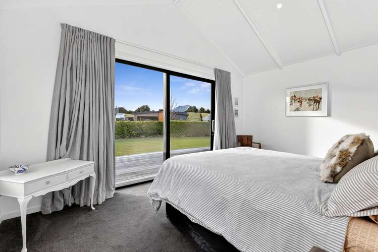 72 Infinity Drive Wanaka_9