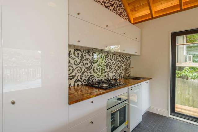 73 Reserve Terrace Lyttelton_4