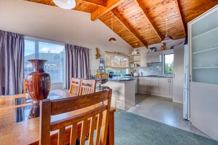 55 Seaview Road Cable Bay_10