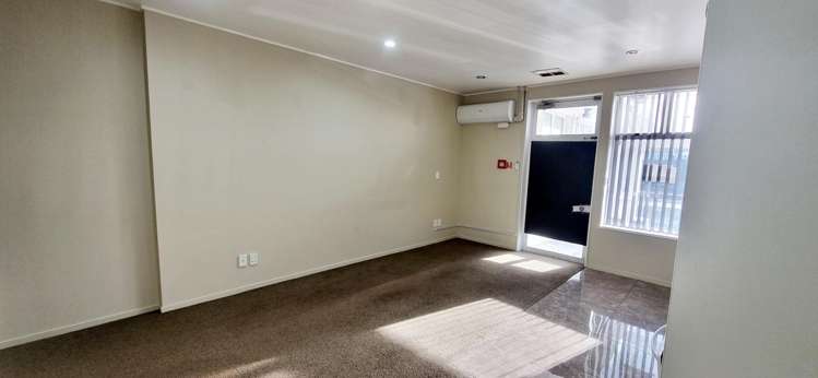 4J/119 Kolmar Road_0