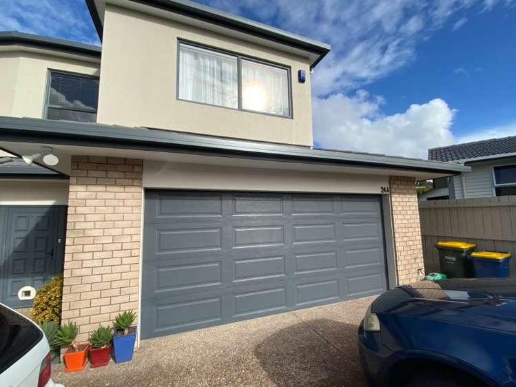 24a Bodi Place Te Atatu South_21