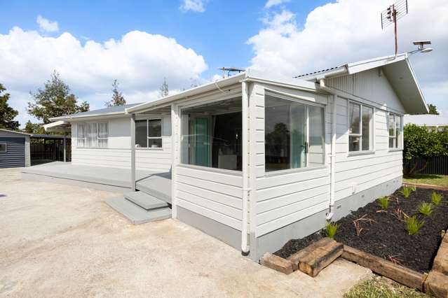 53 Karen Crescent Dinsdale_1