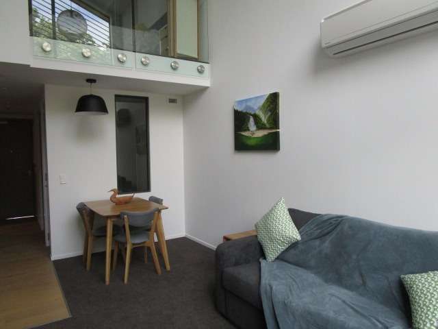 102/34 Cranmer Square 1419_2