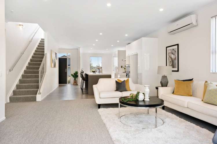 76 Mackay Drive Greenhithe_7