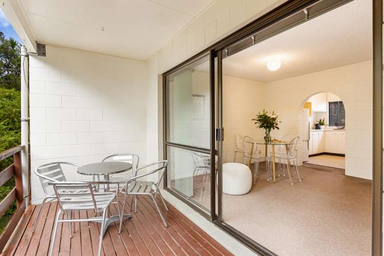 2/40 Evans Road Glen Eden_14