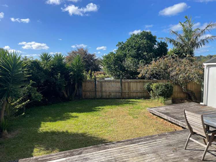 7 Riro Street Pt Chevalier_2