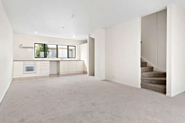 16/6 Ambrico Place New Lynn_3