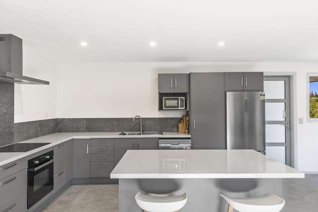 13 Bell Street Lake Hawea_1