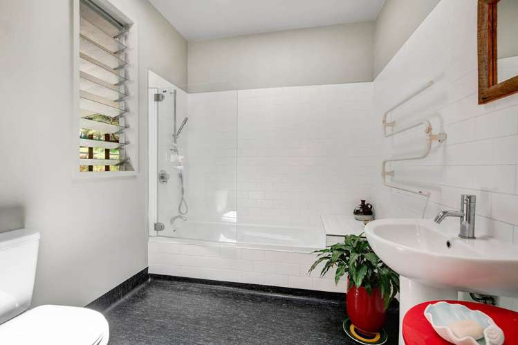 56a Kaipara Coast Highway Helensville_19