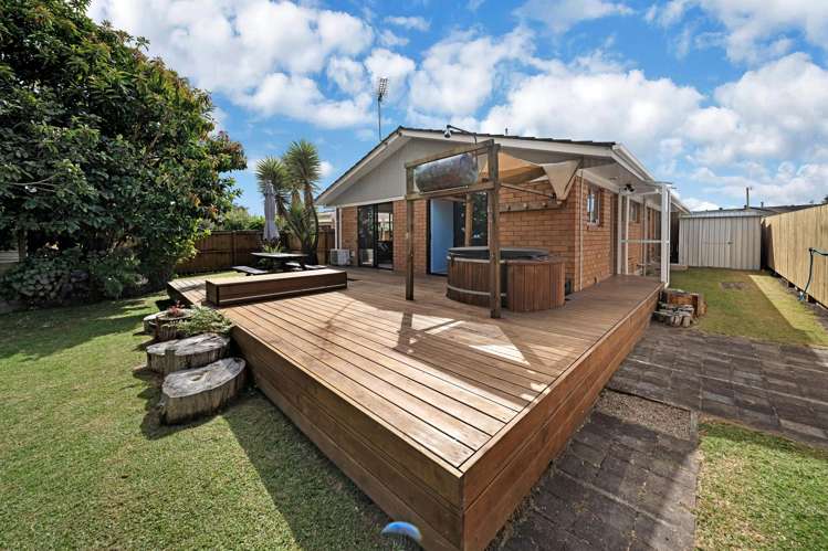 2/3 Papatahi Place Henderson_20