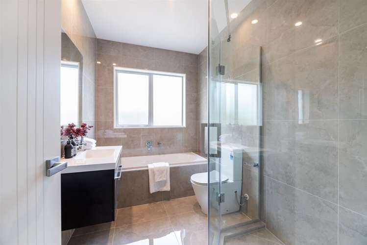 17 Boocock Crescent Orewa_14