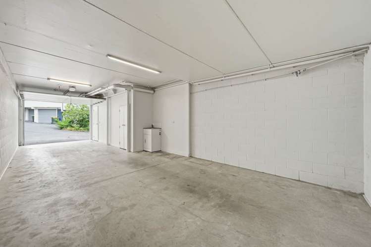 313 Murphys Road Flat Bush_24