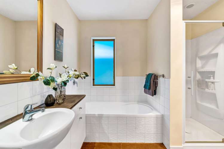 6 Forest Hill Road Henderson_16