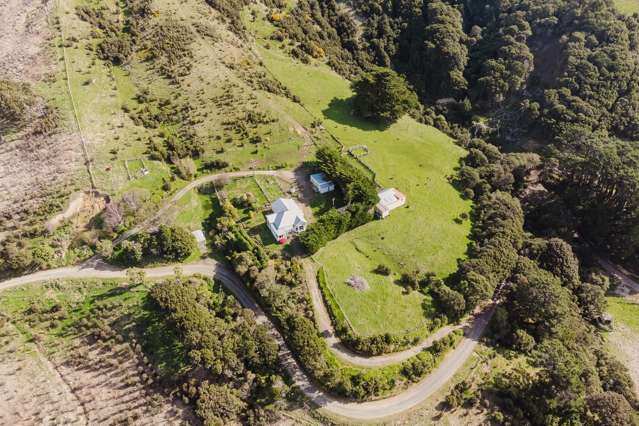 388 Spur Road Pongaroa_4