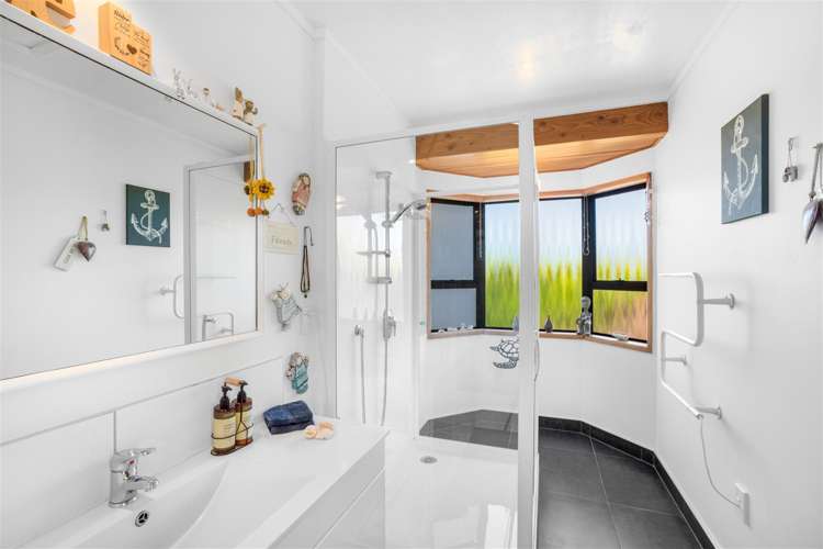 6 Merehai Place Snells Beach_23