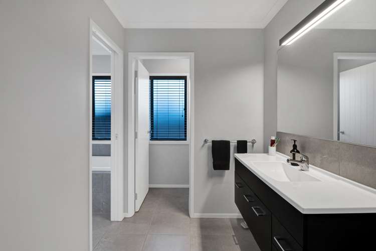 11 Cooke Farm Grove Waiwhakaiho_21