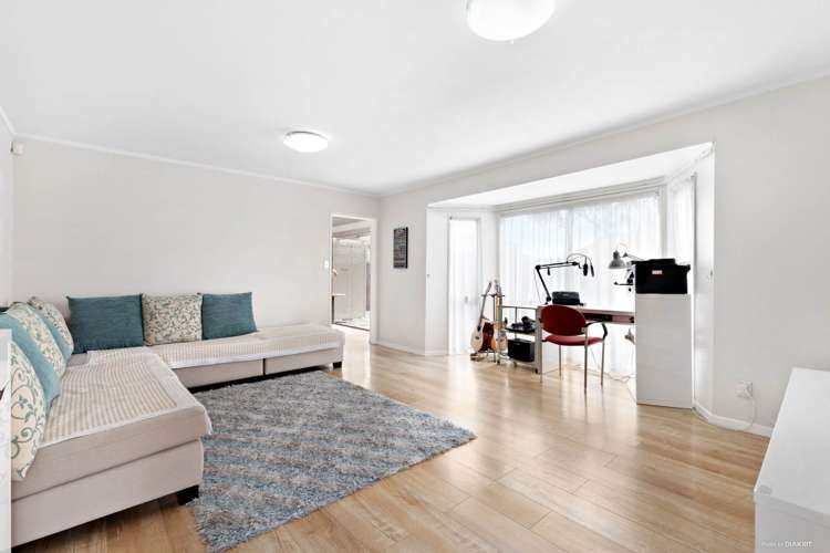 3/7 Roslyn Road Mount Wellington_1