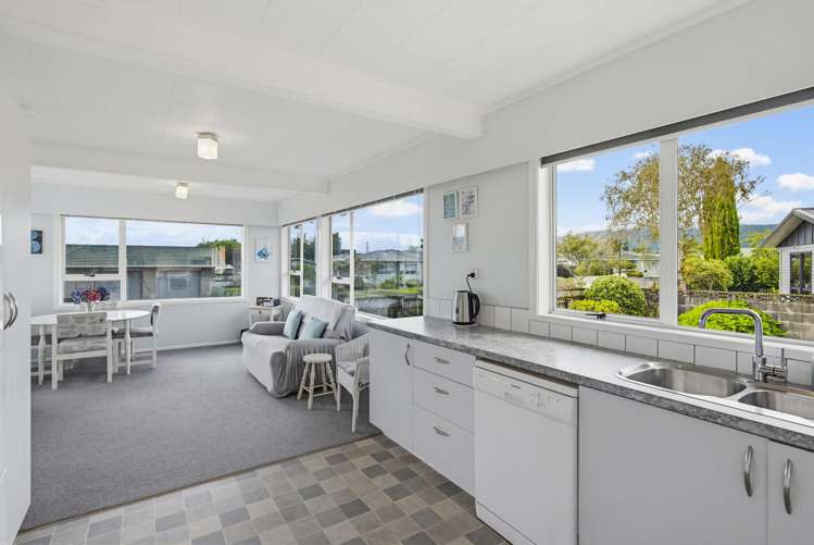 24 Featherston Street Levin_22