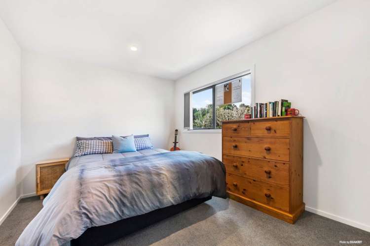 52B Arrowsmith Drive Flat Bush_12