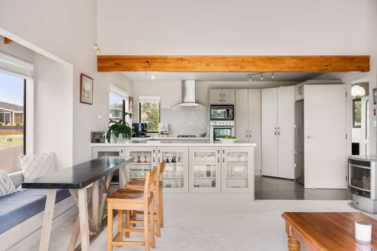 400 Onemana Drive Onemana_4