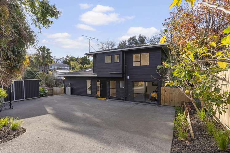 2/23 Hebron Road Waiake_15