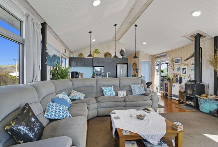 123 & 125 Stornoway Street Karitane_6