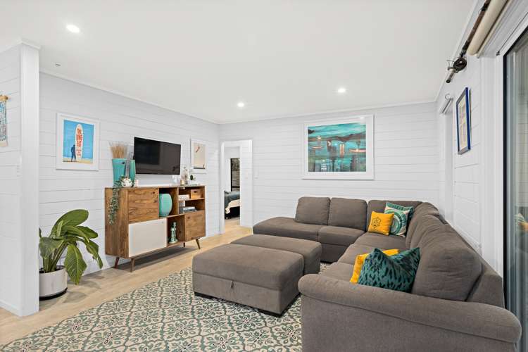 59 Blue Bell Parade Omaha_6