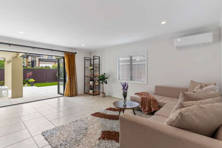 35 Bridgefield Crescent Flat Bush_9