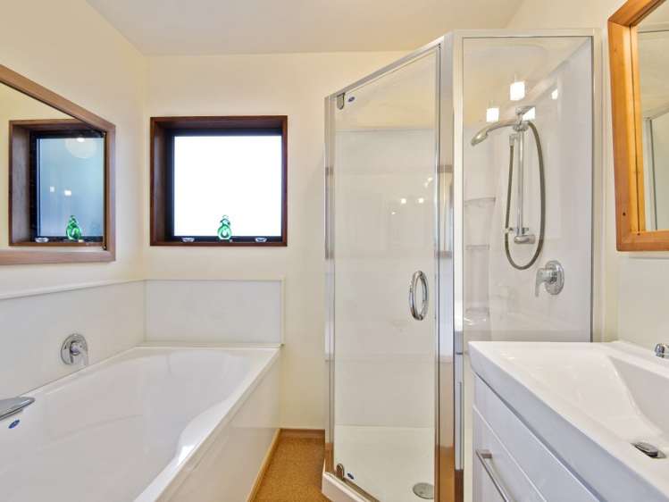 16 Millstream Drive Lincoln_11